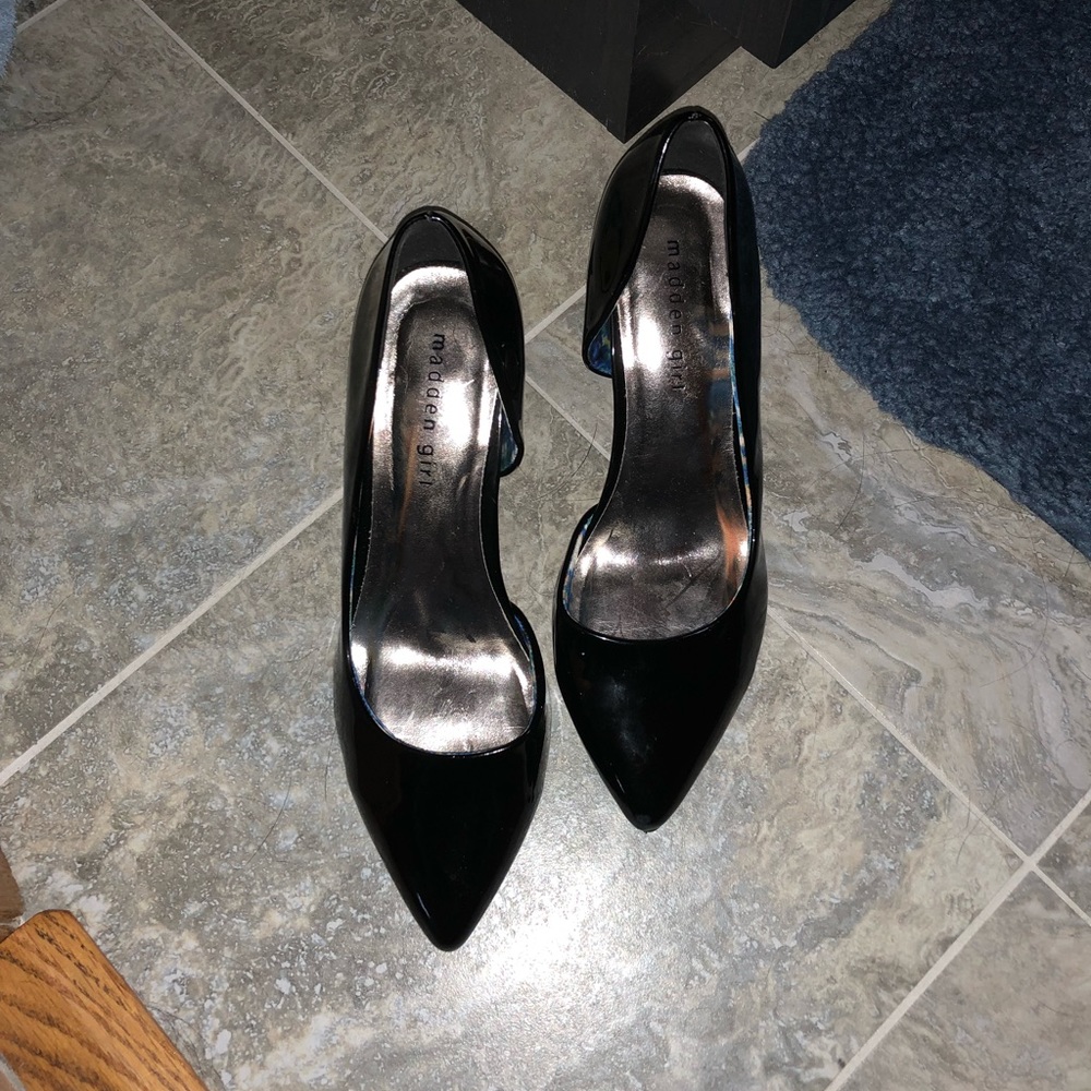 WORN ONCE! Black Madden Girl point toe heels